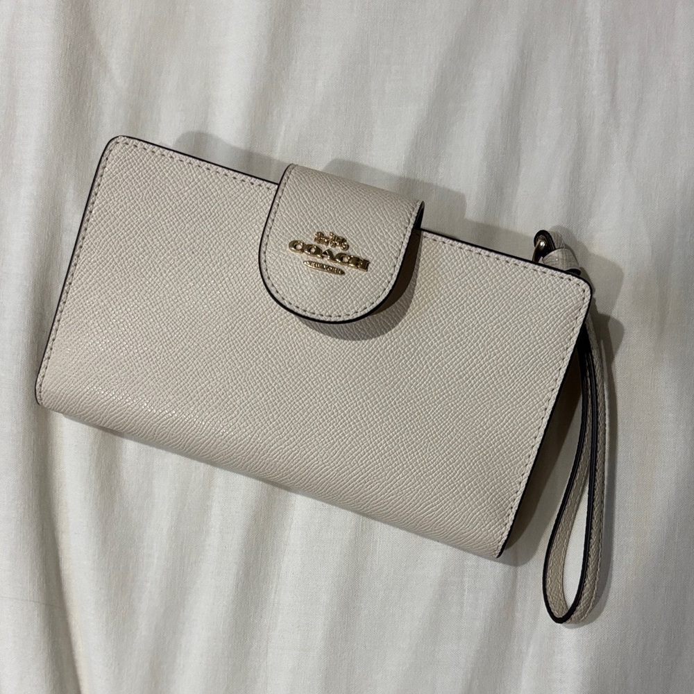 Coach phone wallet wristlet